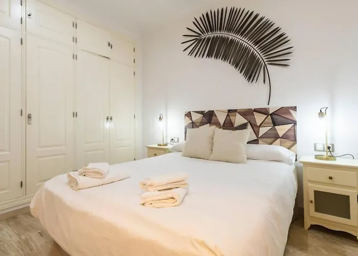 Sh Piluca\'S Home Moderno Apartamento Con Patio