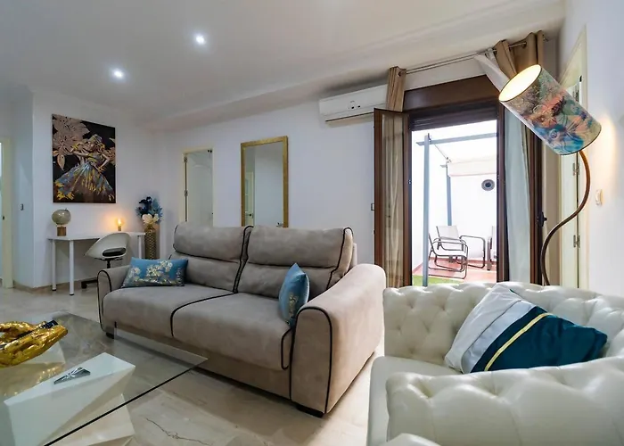 Sh Piluca\'S Home Moderno Apartamento Con Patio